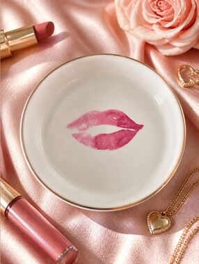 Kiss Print Trinket Dish 💋 Gold Rim | 4” Jewelry Catch-All | NWT
